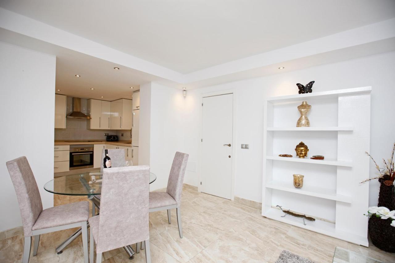 R02 Luxury Apartment In Villa With Pool And Garden ماربيا المظهر الخارجي الصورة